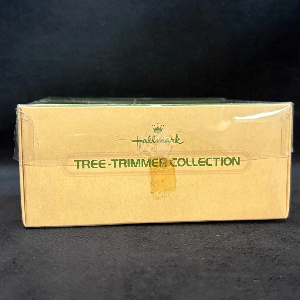 Hallmark Tree Trimmer Collection Skater‎ Snowman Ornament Christmas Vintage